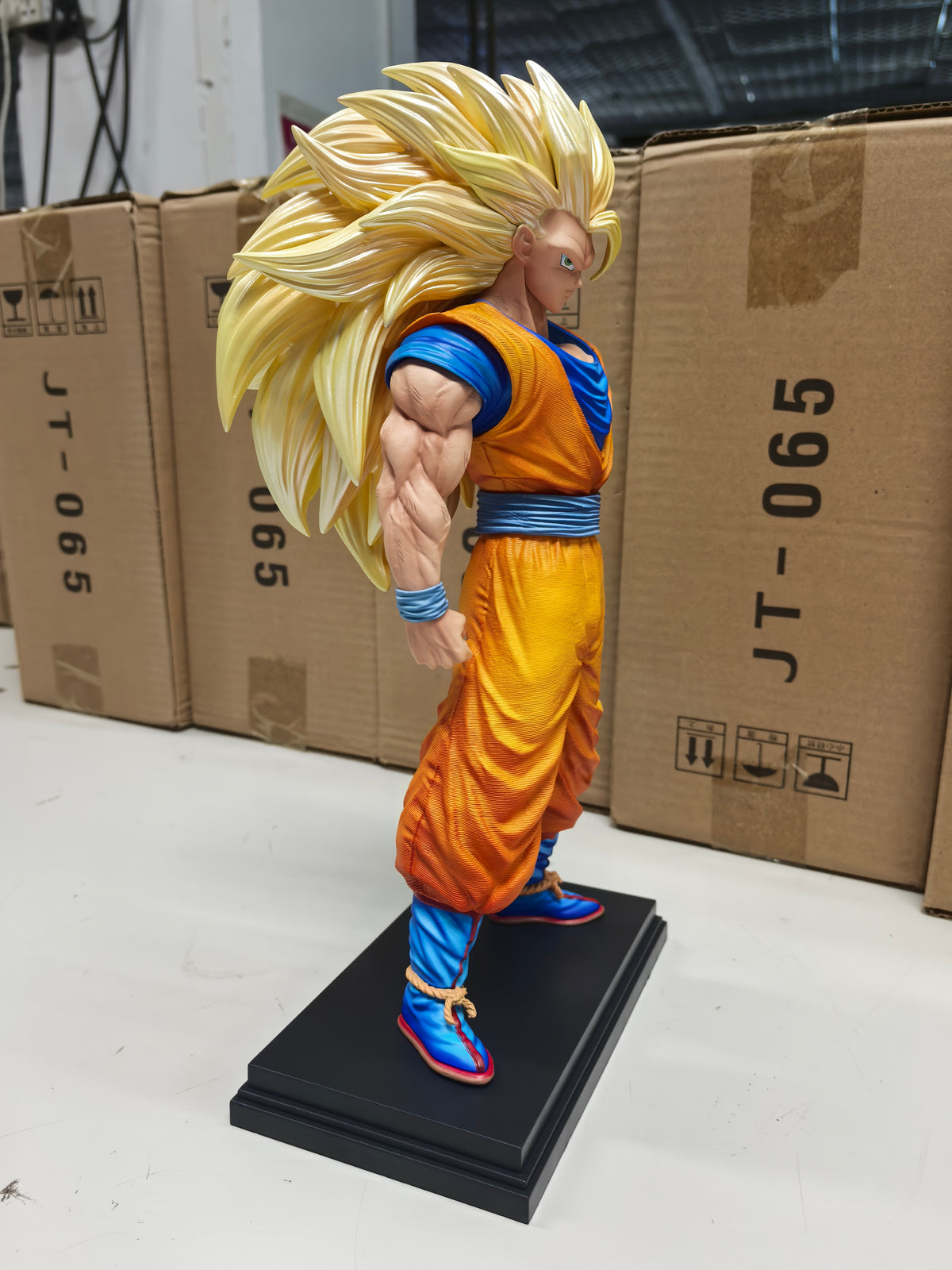 Goku Super Saiyan 3 Warrior Anime Figure